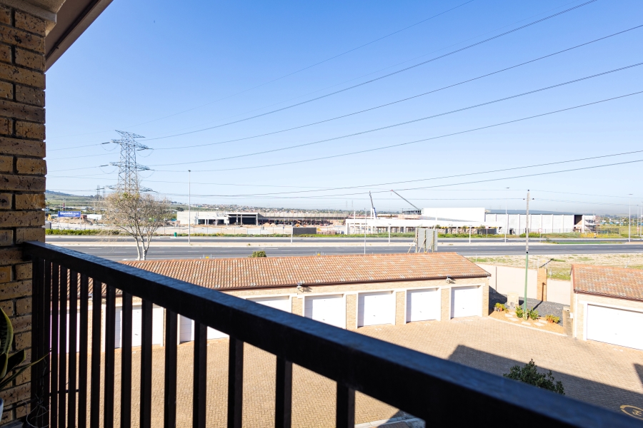2 Bedroom Property for Sale in Burgundy Estate Western Cape